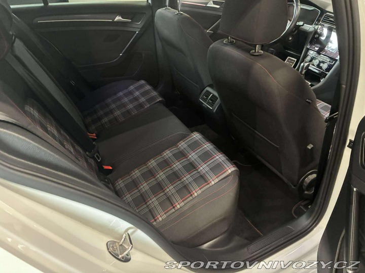 Volkswagen Golf 7.5 GTI Performance APR 2019