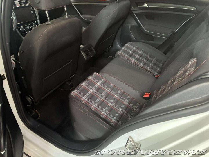 Volkswagen Golf 7.5 GTI Performance APR 2019