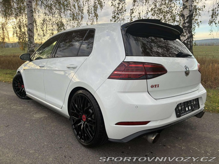 Volkswagen Golf 7.5 GTI Performance APR 2019
