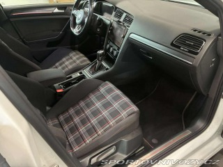 Volkswagen Golf 7.5 GTI Performance APR 2019