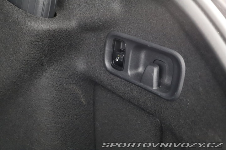 Mercedes-Benz C AMG Paket C 300 e 4MATIC 2023