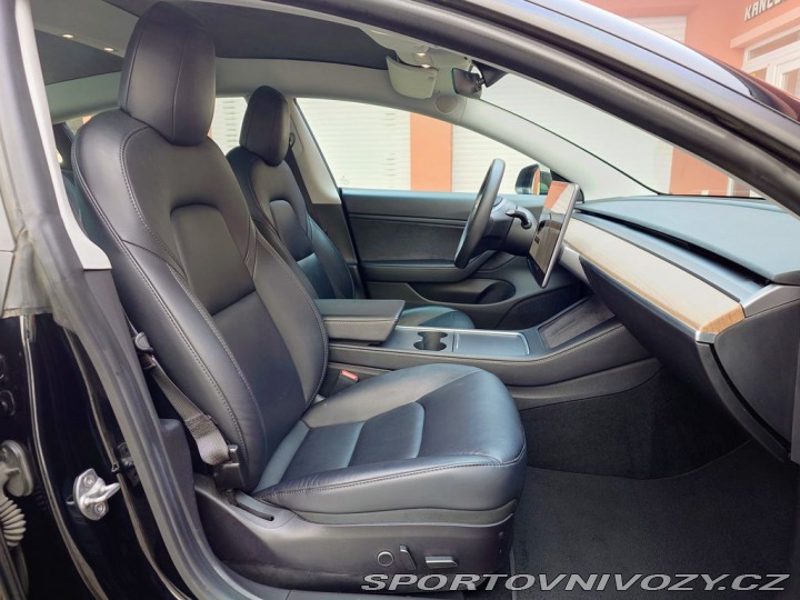 Tesla Model 3 Long Range D.M:366 kW SO 2021