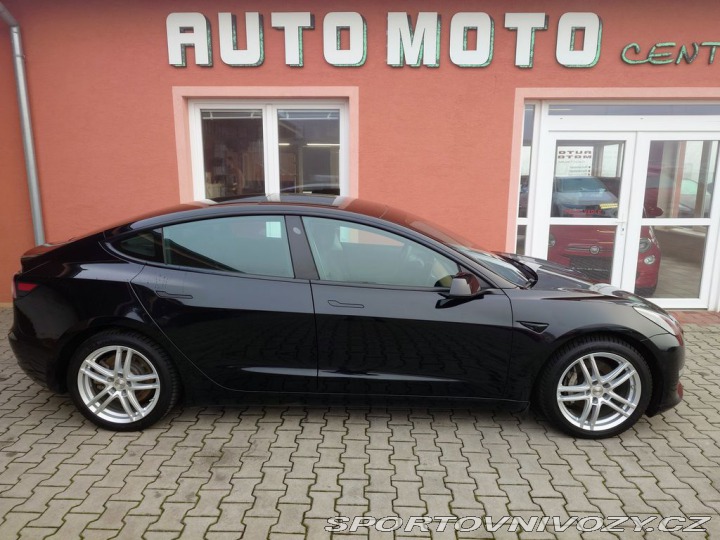 Tesla Model 3 Long Range D.M:366 kW SO 2021