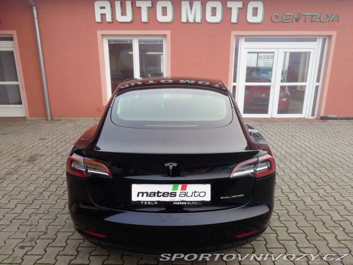 Tesla Model 3 Long Range D.M:366 kW SO 2021