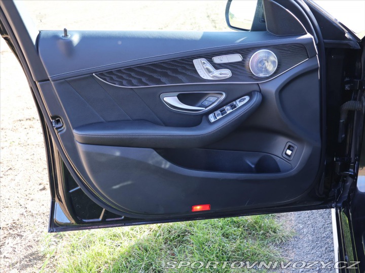 Mercedes-Benz C 2,0 200 T AMG LED Navi Ků 2015