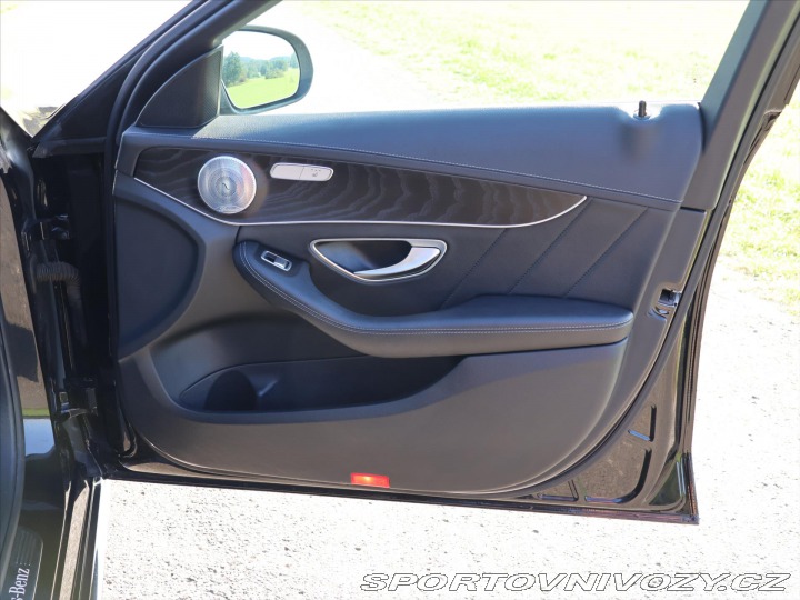 Mercedes-Benz C 2,0 200 T AMG LED Navi Ků 2015