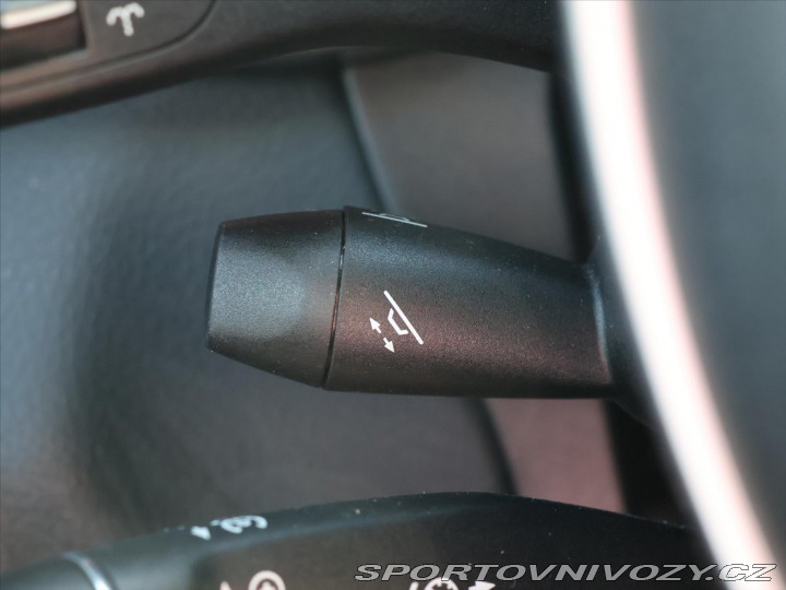 Mercedes-Benz C 2,0 200 T AMG LED Navi Ků 2015