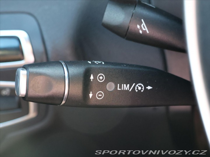 Mercedes-Benz C 2,0 200 T AMG LED Navi Ků 2015