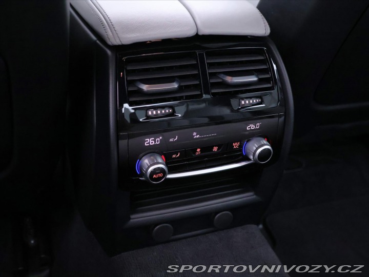 BMW M5 4,4 V8 441kW xDrive Indiv 2018