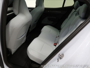 Volvo EX30 Ultra, Single Motor RWD 2025