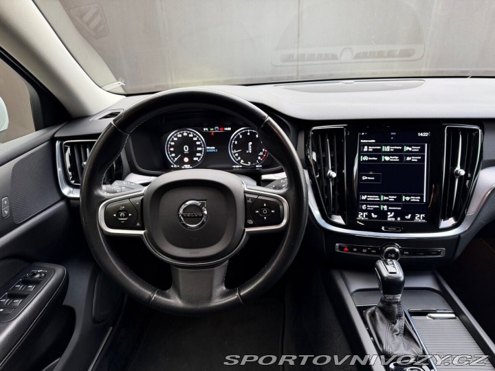Volvo V60 T4 140kW, Automat, 2020 2020