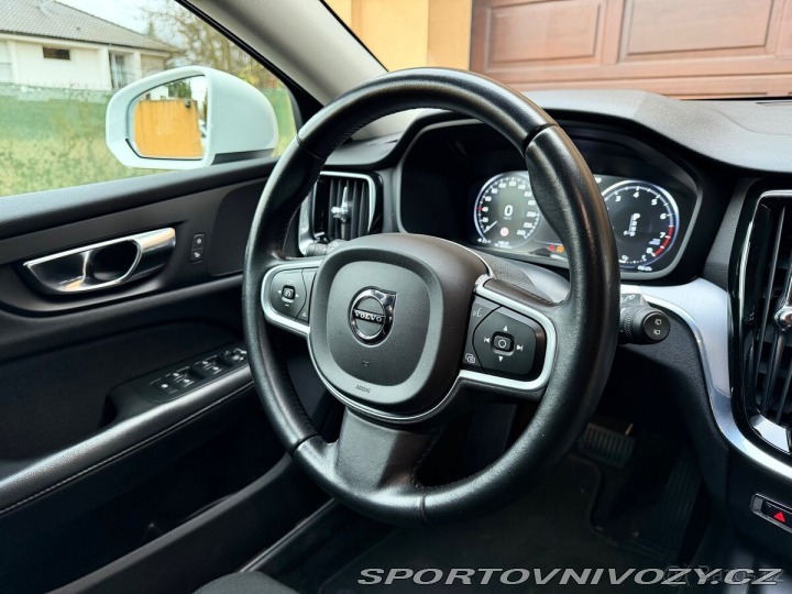 Volvo V60 T4 140kW, Automat, 2020 2020