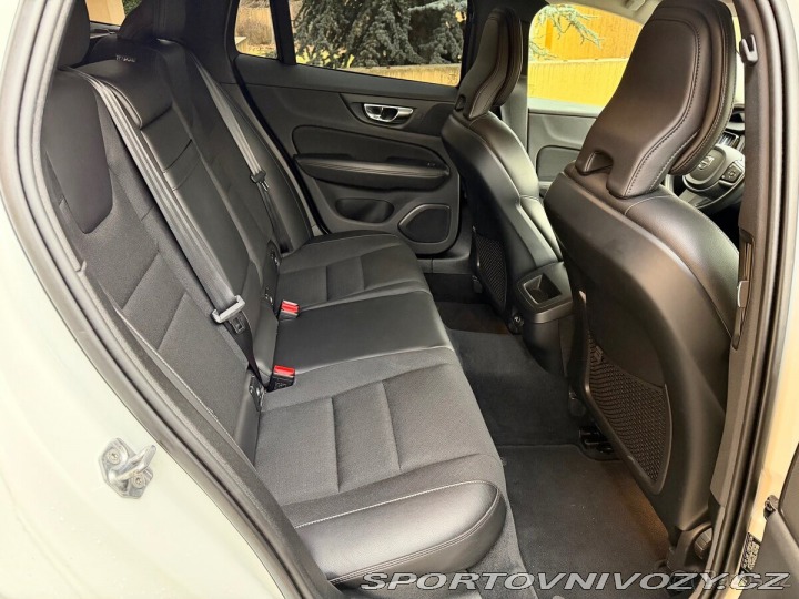 Volvo V60 T4 140kW, Automat, 2020 2020