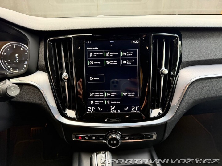 Volvo V60 T4 140kW, Automat, 2020 2020
