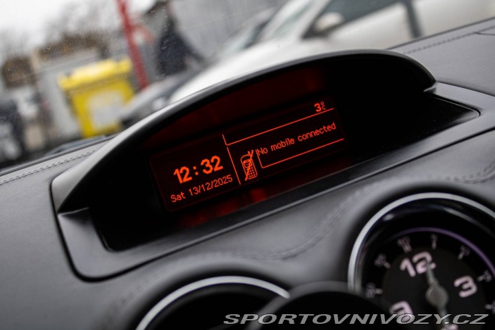 Peugeot RCZ 1.6 THP 200k / AJ SPLÁTK 2011