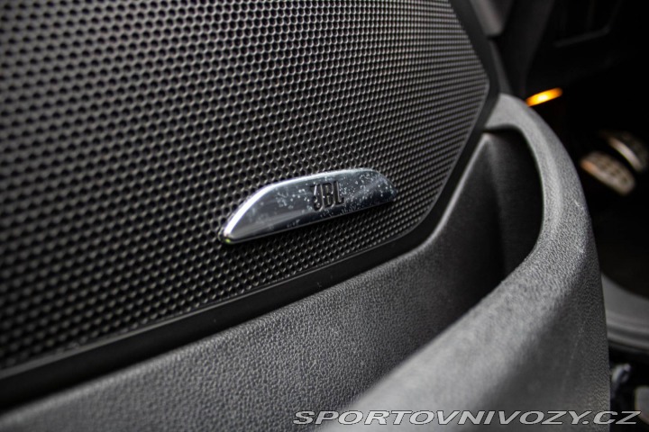 Peugeot RCZ 1.6 THP 200k / AJ SPLÁTK 2011