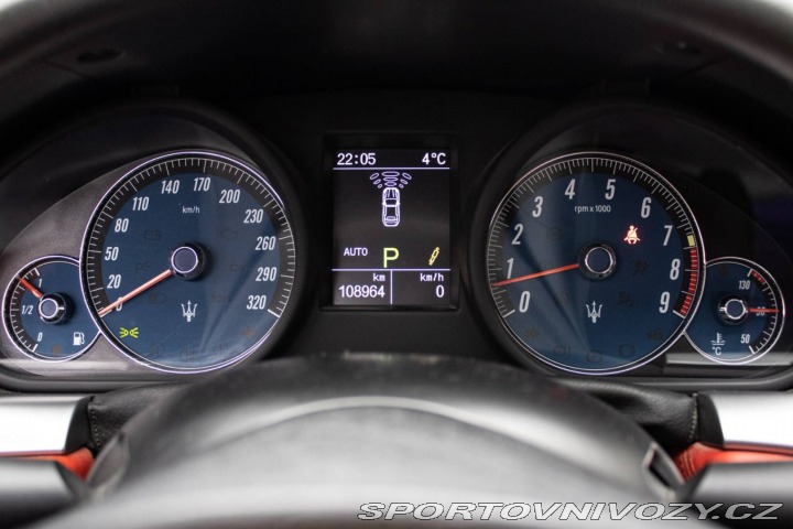 Maserati GranCabrio / AJ NA SPLÁTKY / PROTIÚ 2011