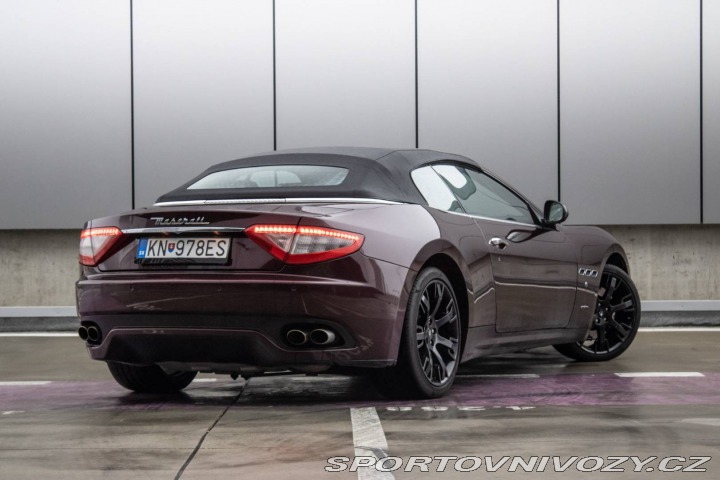 Maserati GranCabrio / AJ NA SPLÁTKY / PROTIÚ 2011