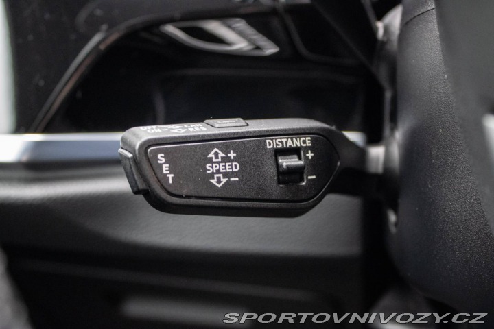 Audi RS Q3 Sportback / AJ NA SPLÁTK 2021