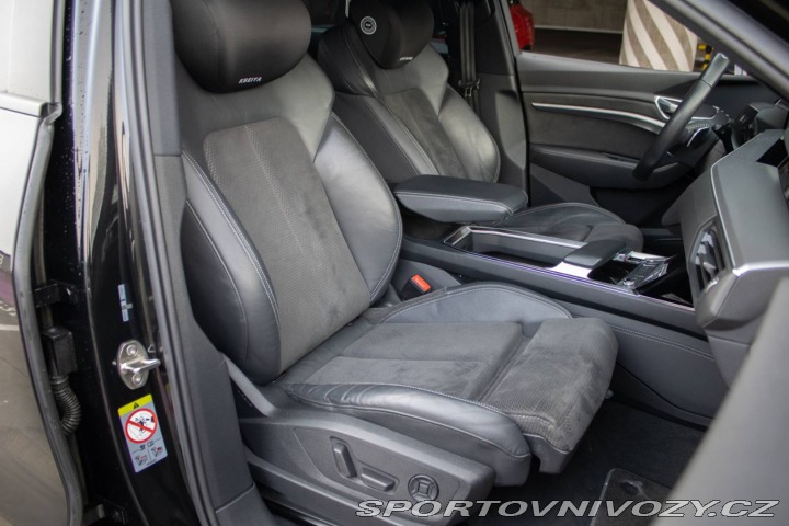 Audi Ostatní modely E-tron 55 quattro Advanced 300 2019