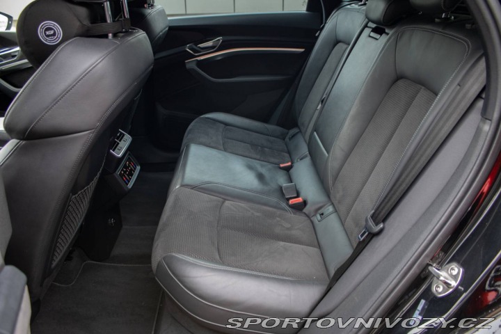 Audi Ostatní modely E-tron 55 quattro Advanced 300 2019