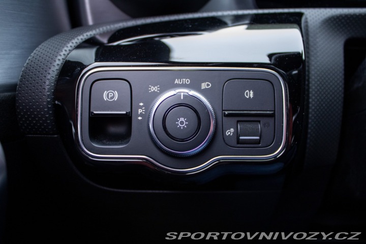 Mercedes-Benz CLA Kupé 200 A/T / AJ NA SPL 2021