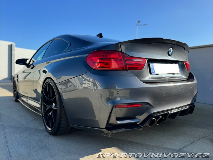 BMW M4 2015