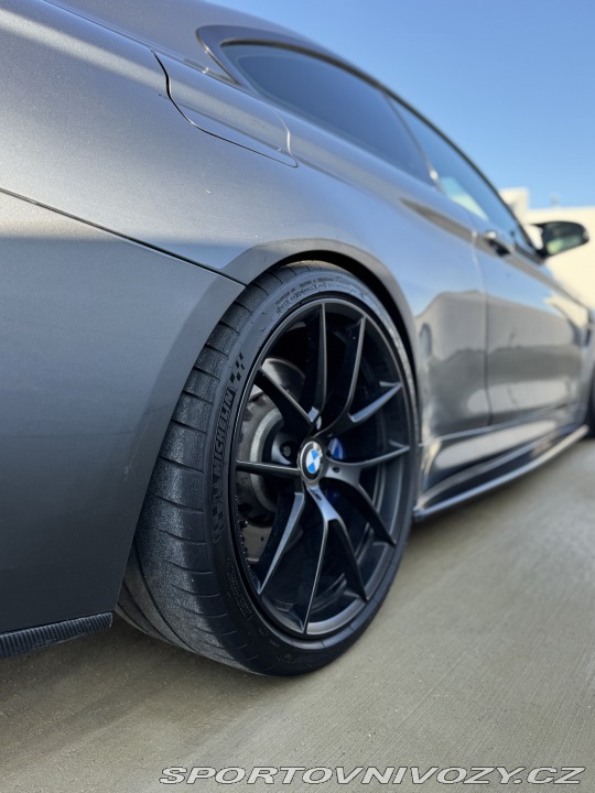 BMW M4 2015