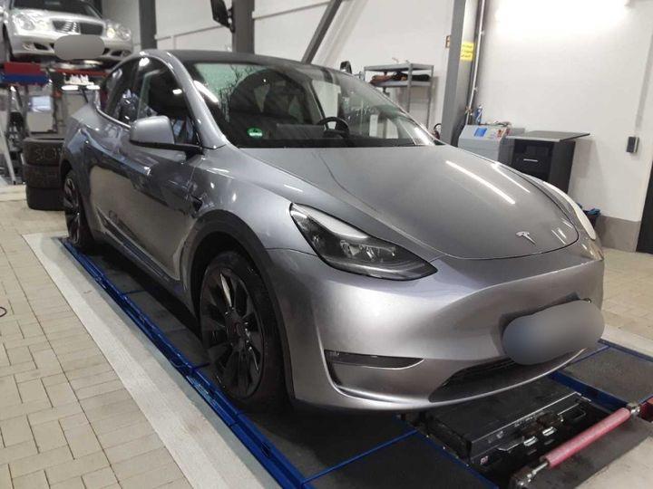 Tesla Model Y Long Range AWD 378kw