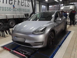 Tesla Model Y Long Range AWD 378kw 2023