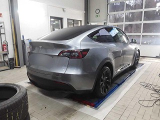 Tesla Model Y Long Range AWD 378kw 2023