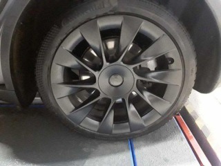 Tesla Model Y Long Range AWD 378kw 2023