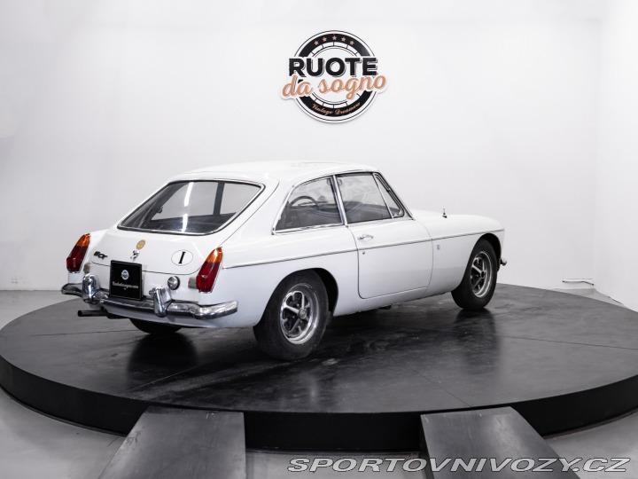 MG GT B GT 1971