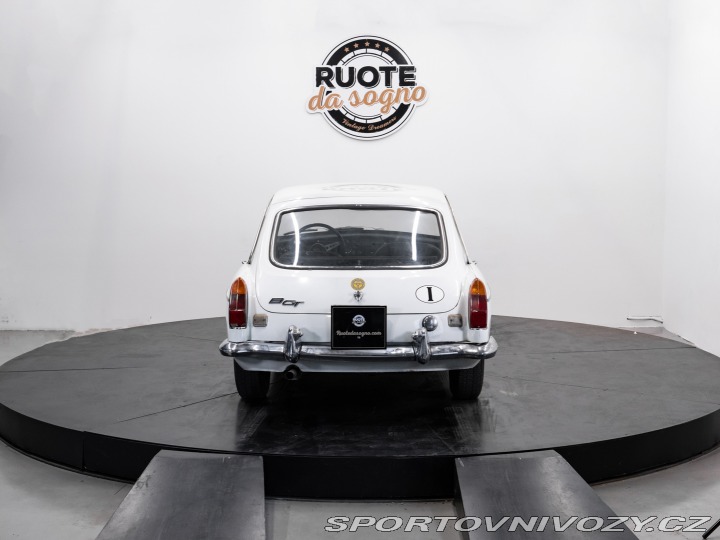 MG GT B GT 1971