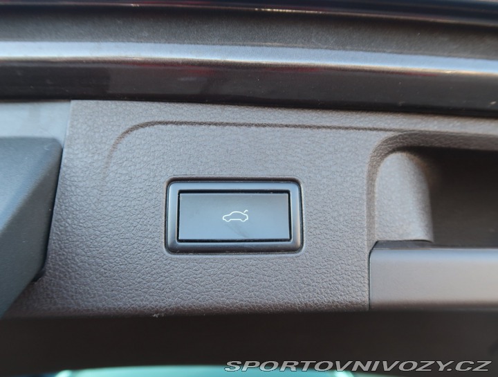 Volkswagen Ostatní modely Passat Highline 2.0 BiTDI 2016