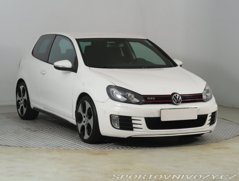Volkswagen Golf 2.0 GTI