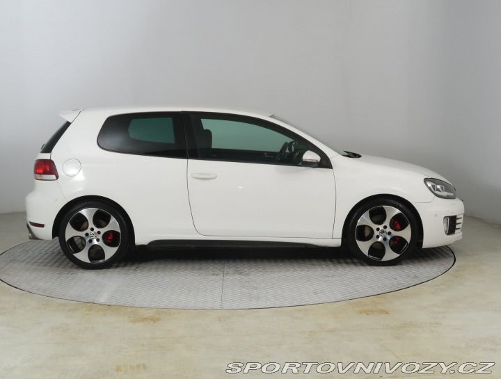 Volkswagen Golf 2.0 GTI 2010