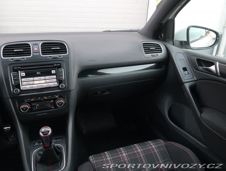 Volkswagen Golf 2.0 GTI 2010