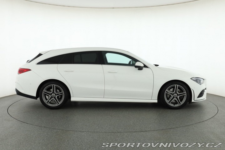 Mercedes-Benz CLA 200 2020