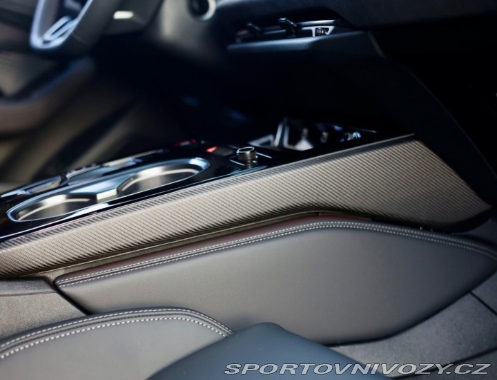 Audi A6 Avant  e-hybrid Quattro C 2025