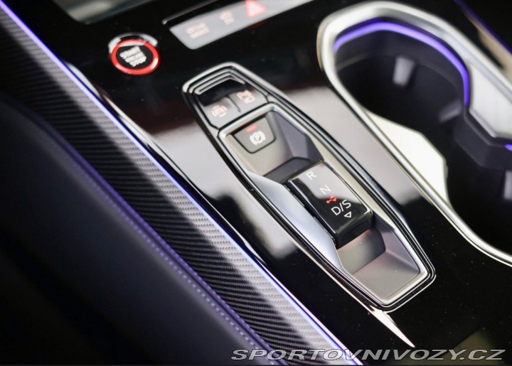 Audi A6 Avant  e-hybrid Quattro C 2025