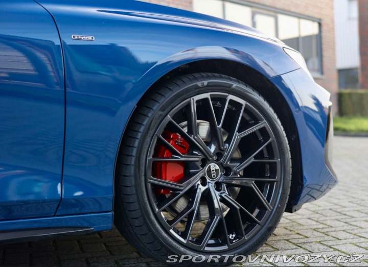 Audi A6 Avant  e-hybrid Quattro C 2025