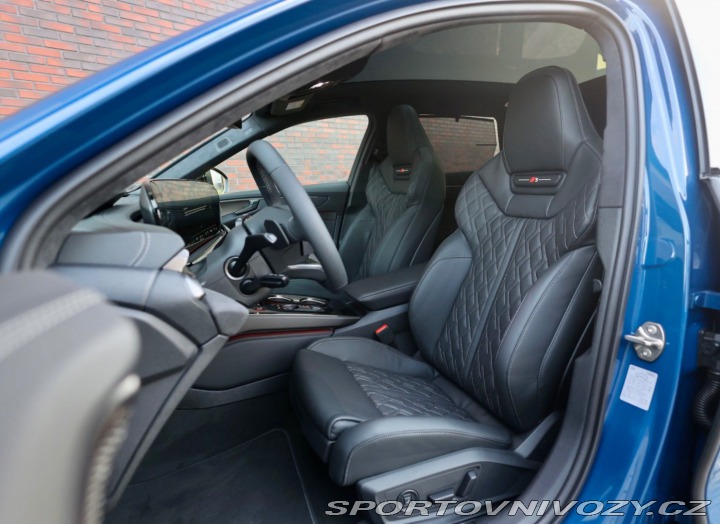 Audi A6 Avant  e-hybrid Quattro C 2025