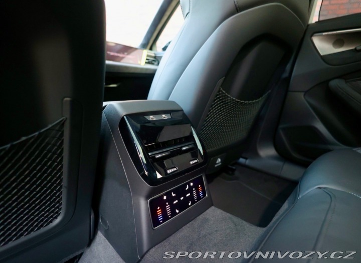 Audi A6 Avant  e-hybrid Quattro C 2025