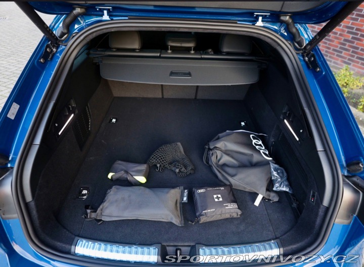 Audi A6 Avant  e-hybrid Quattro C 2025