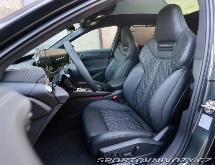 Audi A6 Avant  E-hybrid Quattro C 2025