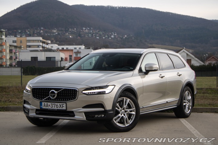 Volvo V90 CC  Cross Country D5 2.0L 2017
