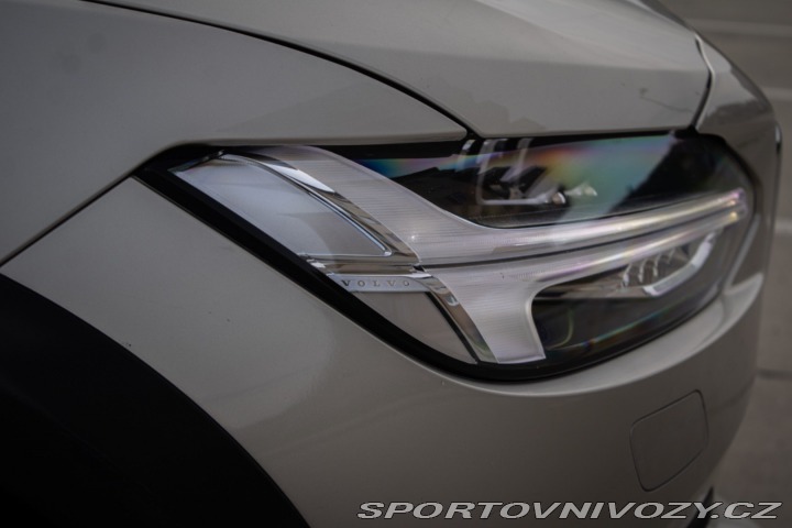 Volvo V90 CC  Cross Country D5 2.0L 2017