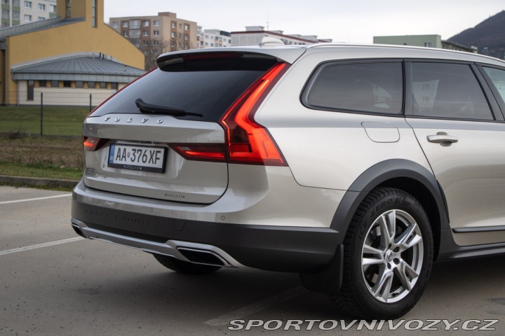 Volvo V90 CC  Cross Country D5 2.0L 2017