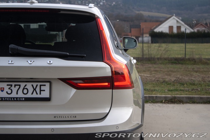 Volvo V90 CC  Cross Country D5 2.0L 2017